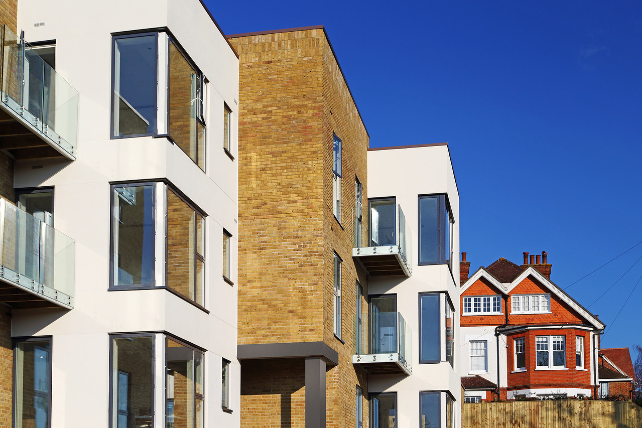 CENTRAL GUILDFORD Final Apartment with balcony Runnymede
